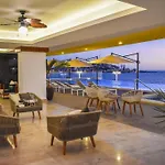 Condominio En Sunset View 1202