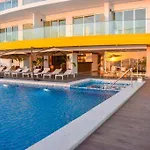 Condominio En Sunset View 1202