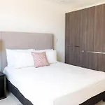 Guacamaya. Departamento de lujo con vista al mar!