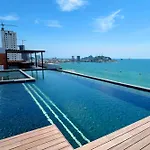 Departamento Frente Al Malecon