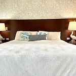 Marina Lux Condo
