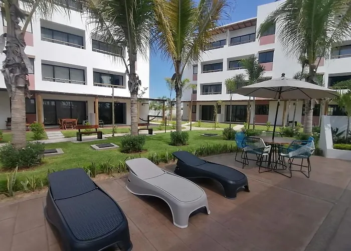 Modern Decor Apartment Near Ocean