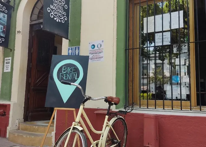 Hotel Machado