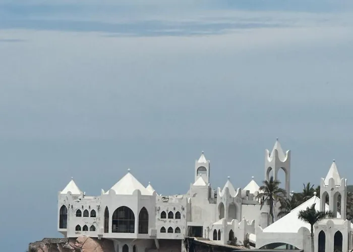 Depa Minimalista Gran Plaza Malecon