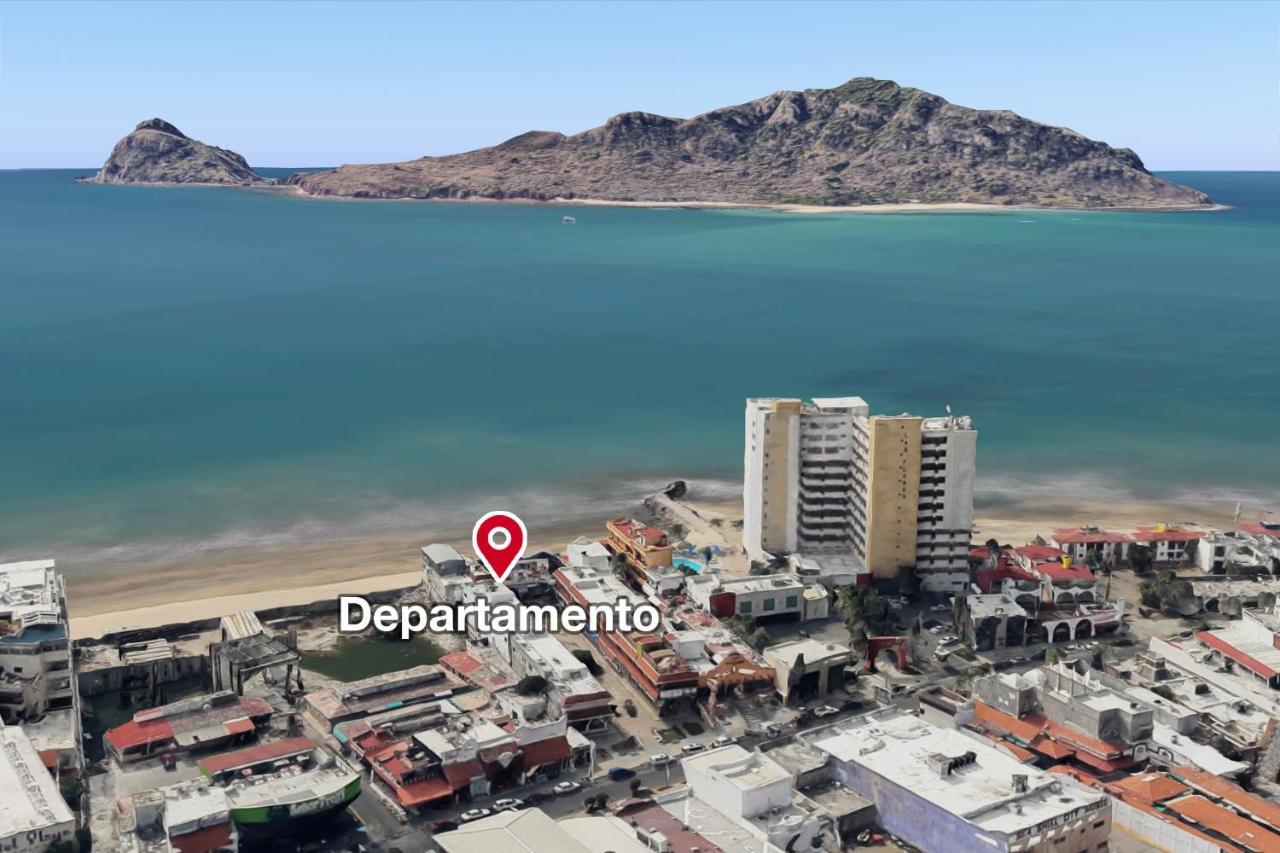 Departamento A Pie De Playa A Unos Pasos De Malecón - H2 *