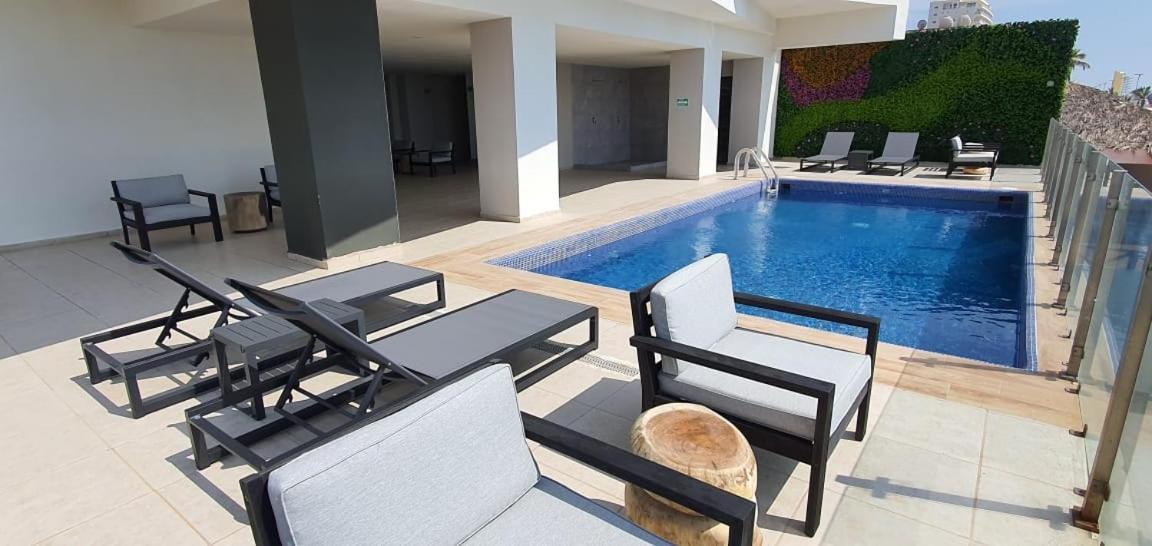 Departamento En Malecon Portico * Mazatlan