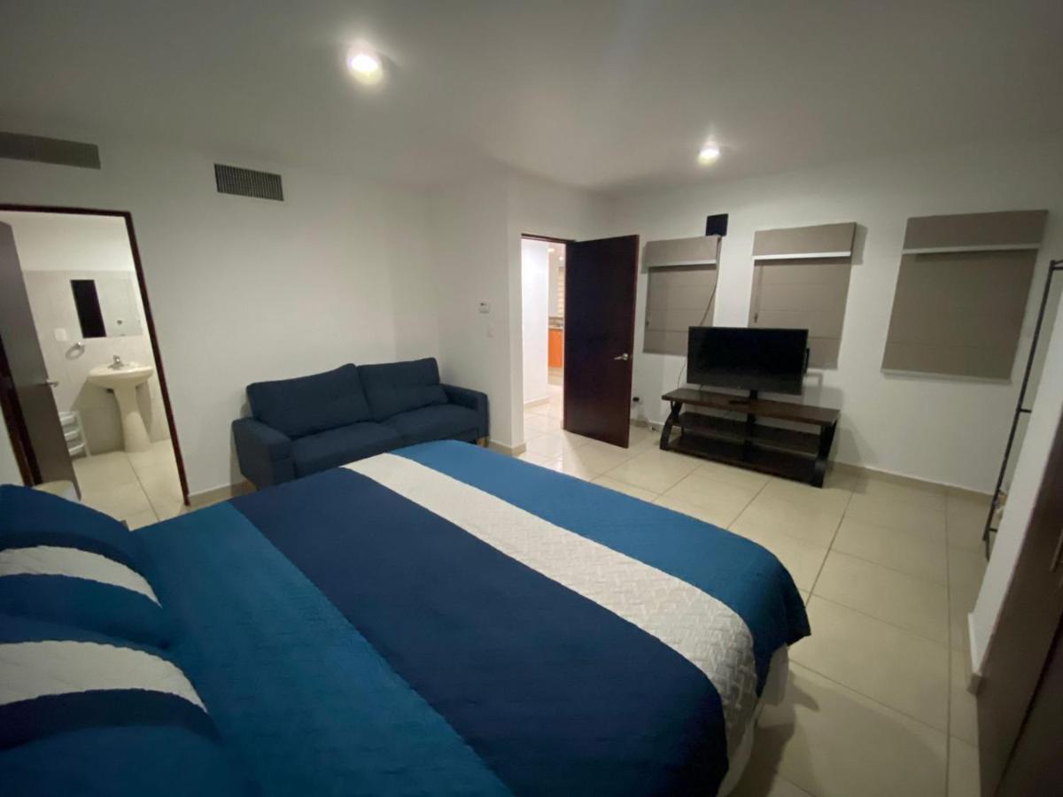 Costa Veleros Marina 05 *