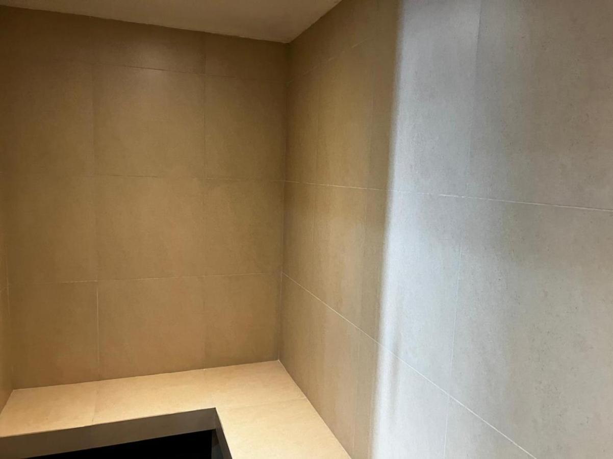 Luxury En Malecon, Alberca Infinity & Jacuzzi Apartment *