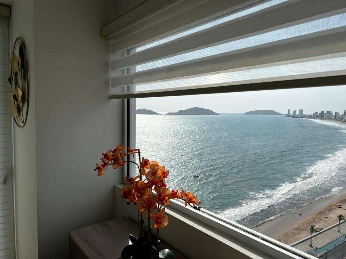 Luxury En Malecon, Alberca Infinity & Jacuzzi Apartment