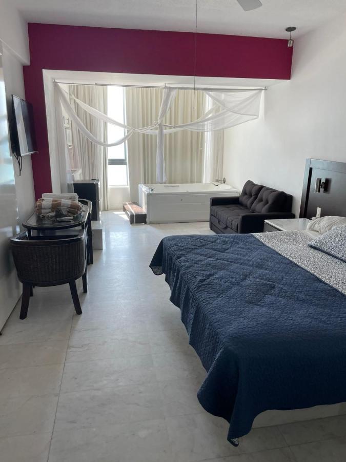 Crown Park Royal Mazatlan