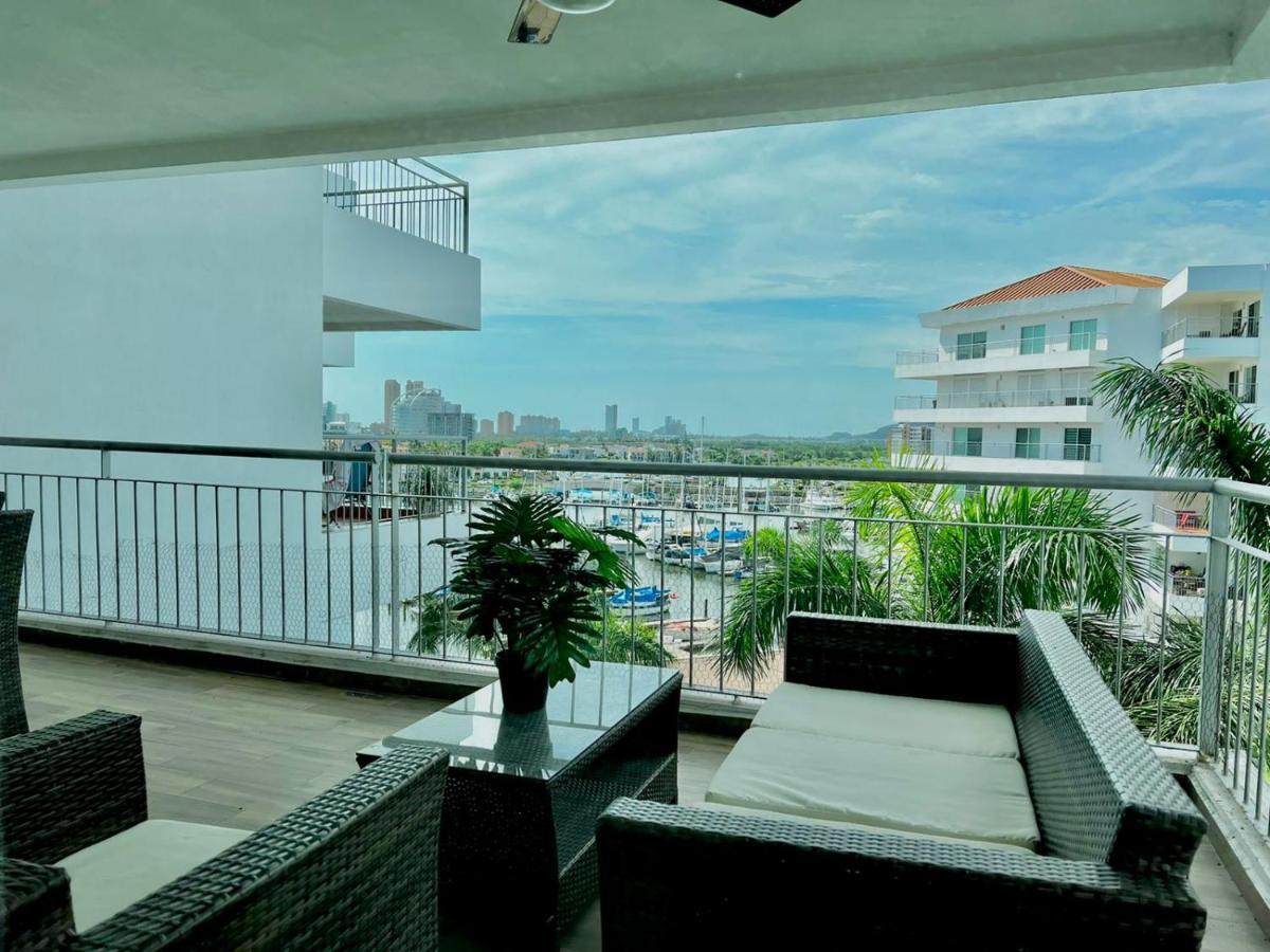 Costa Veleros Marina 5003 Mazatlán