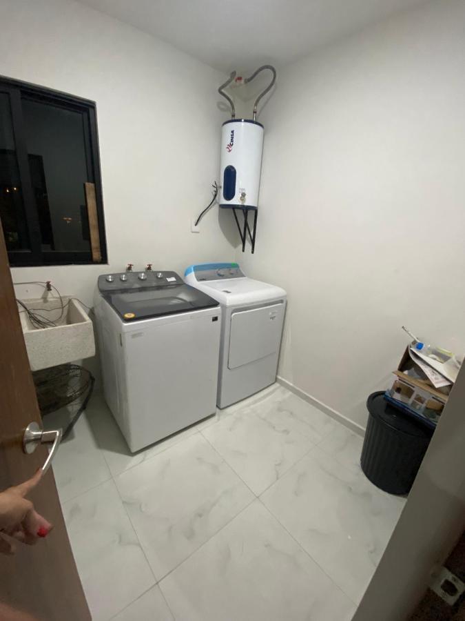 Pent-house A Media Cuadra Del Malecon, Hookipa Tower! Apartamento