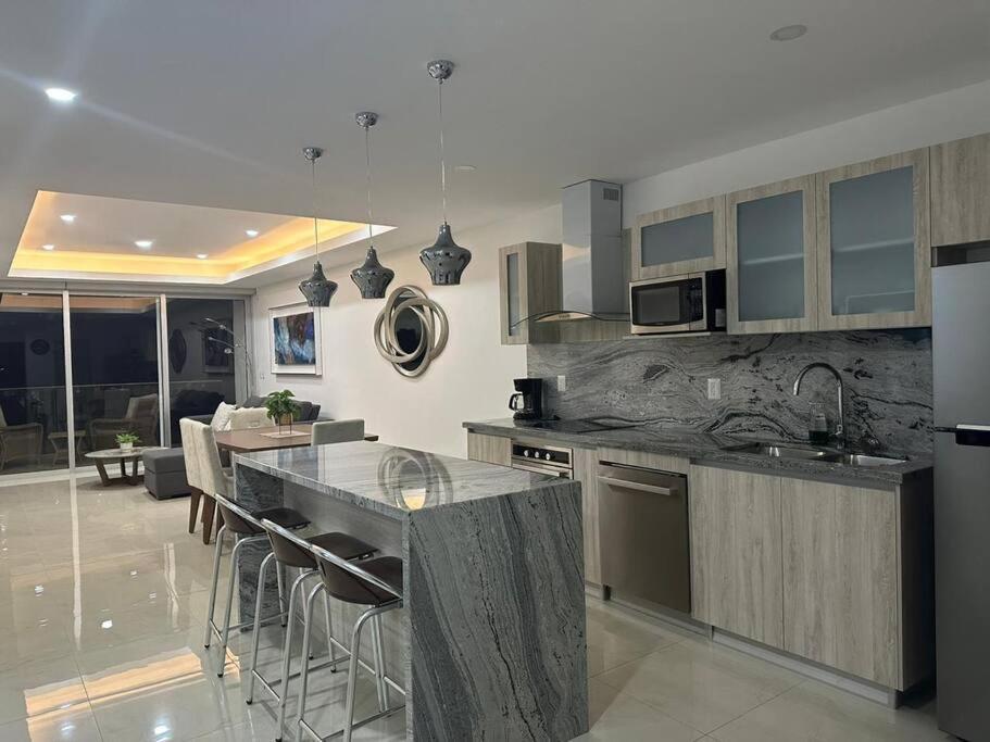 En Sunset View 1202 Apartamento