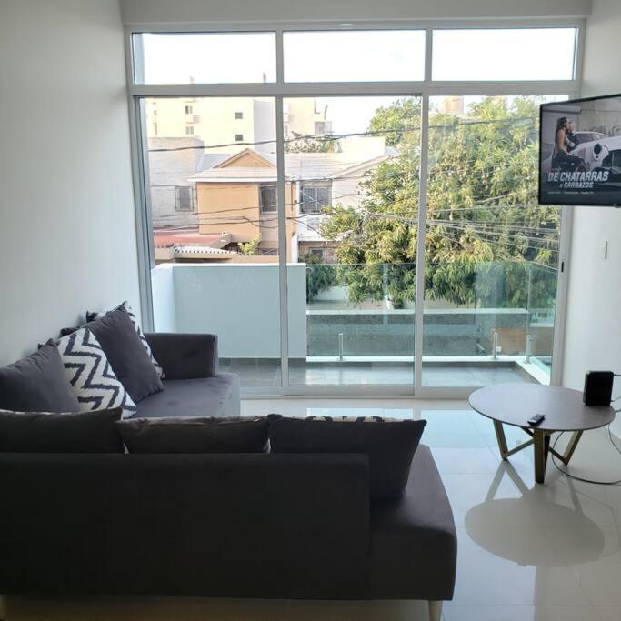Milan Cuatro. 2 Cuadras De Playa Del Delfin Apartamento Mazatlán