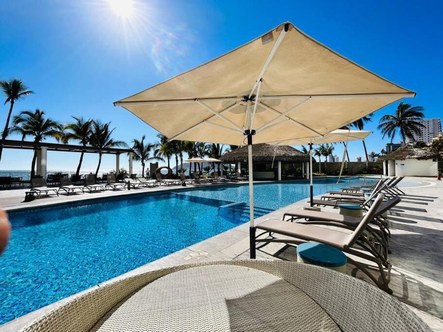 Apartamento Lujoso Departamento Frente Al Mar/camino Al Mar Mazatlán