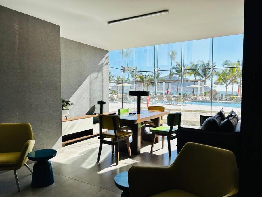 Apartamento Lujoso Departamento Frente Al Mar/camino Al Mar Mazatlán