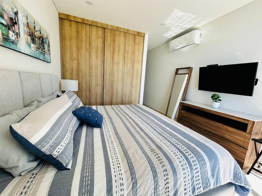 Apartamento Lujoso Departamento Frente Al Mar/camino Al Mar Mazatlán