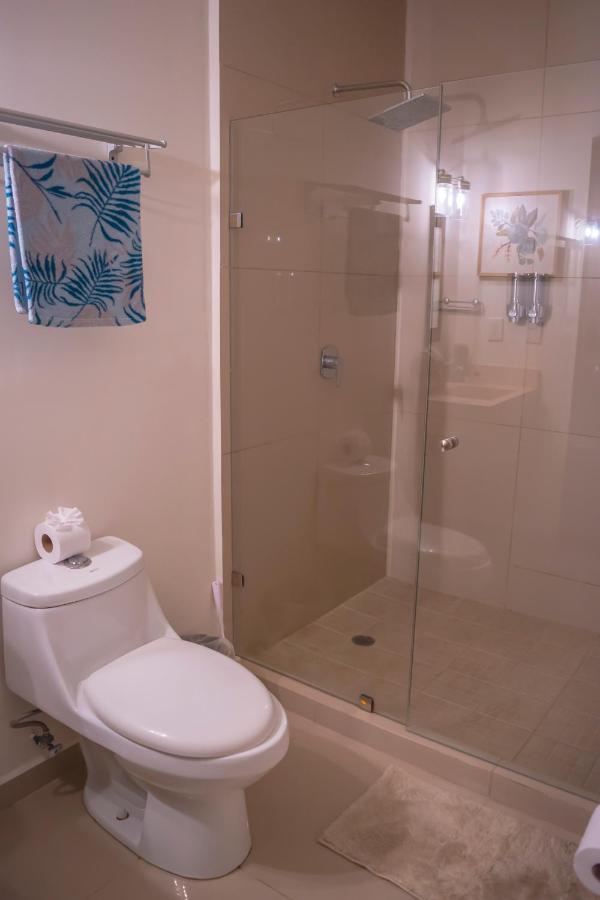 Apartamento Iberika 2007 A 2 Cuadras Del Malecón! *