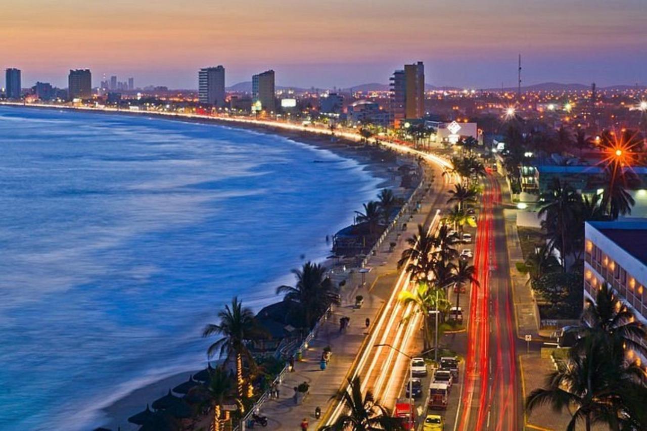Departamento En Frente Al Mar Y Alberca Comun. *
