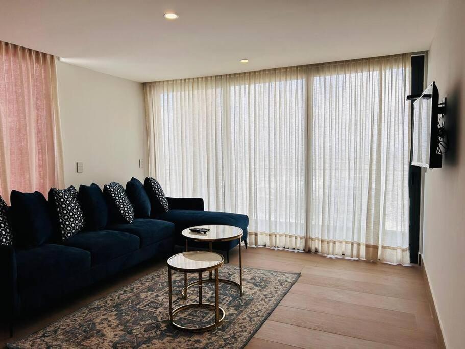 Elegante Con Vista Al Mar Y Malecon By G P S Rentas Apartamento