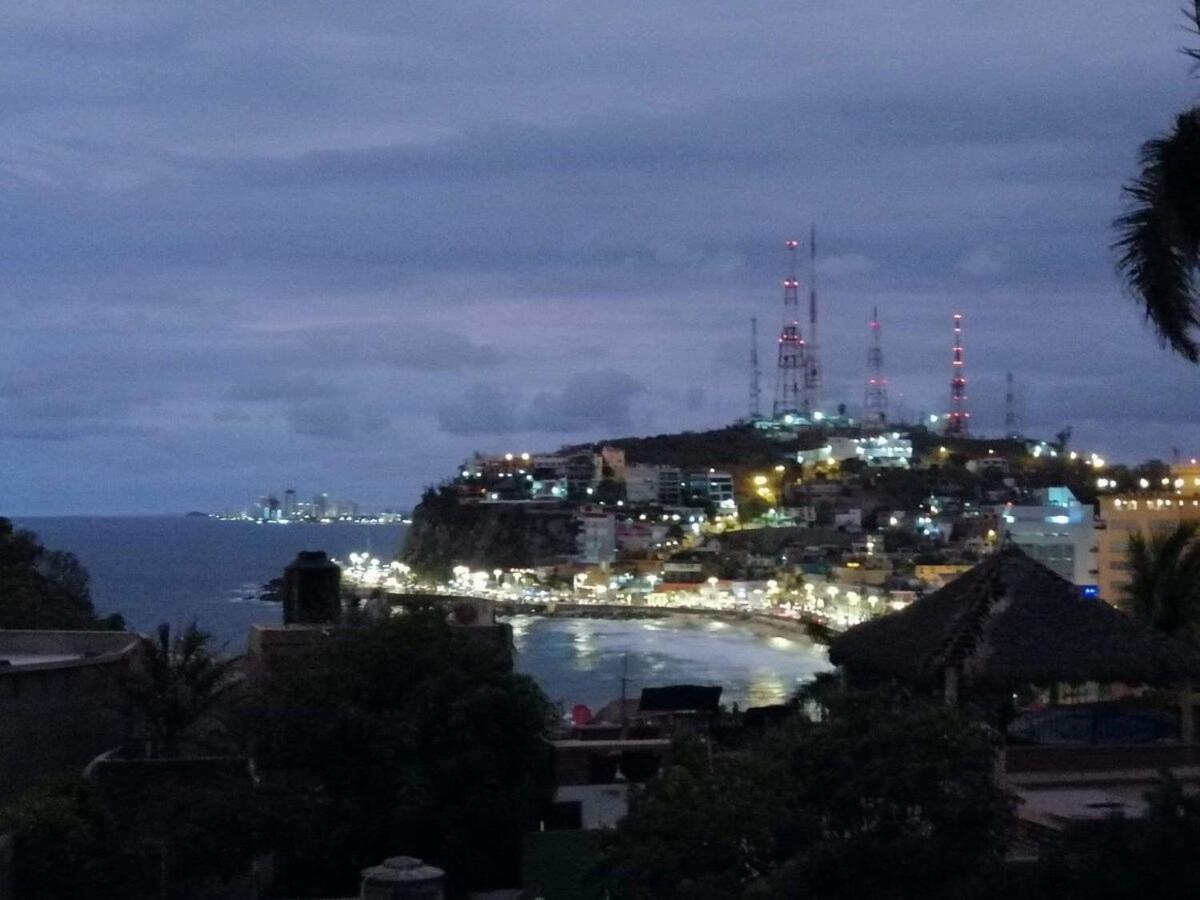 Depa Cerro Del Vigia#playa Olas Altas Caminando Apartamento *