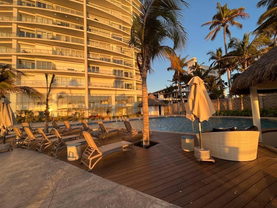 Apartment Luxury Ocean View At Camino Al Mar/ Heated Pool *