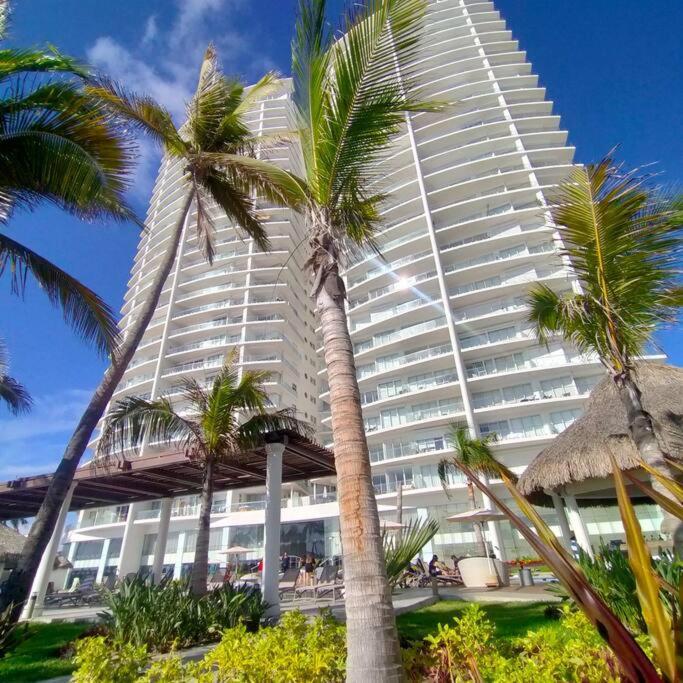 Luxury Ocean View At Camino Al Mar/ Heated Pool Apartment *
