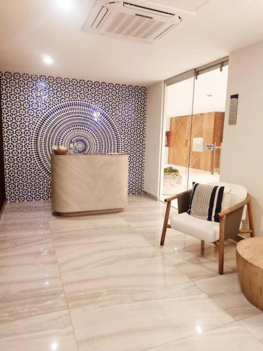 Luxury Ocean View At Camino Al Mar/ Heated Pool Apartment