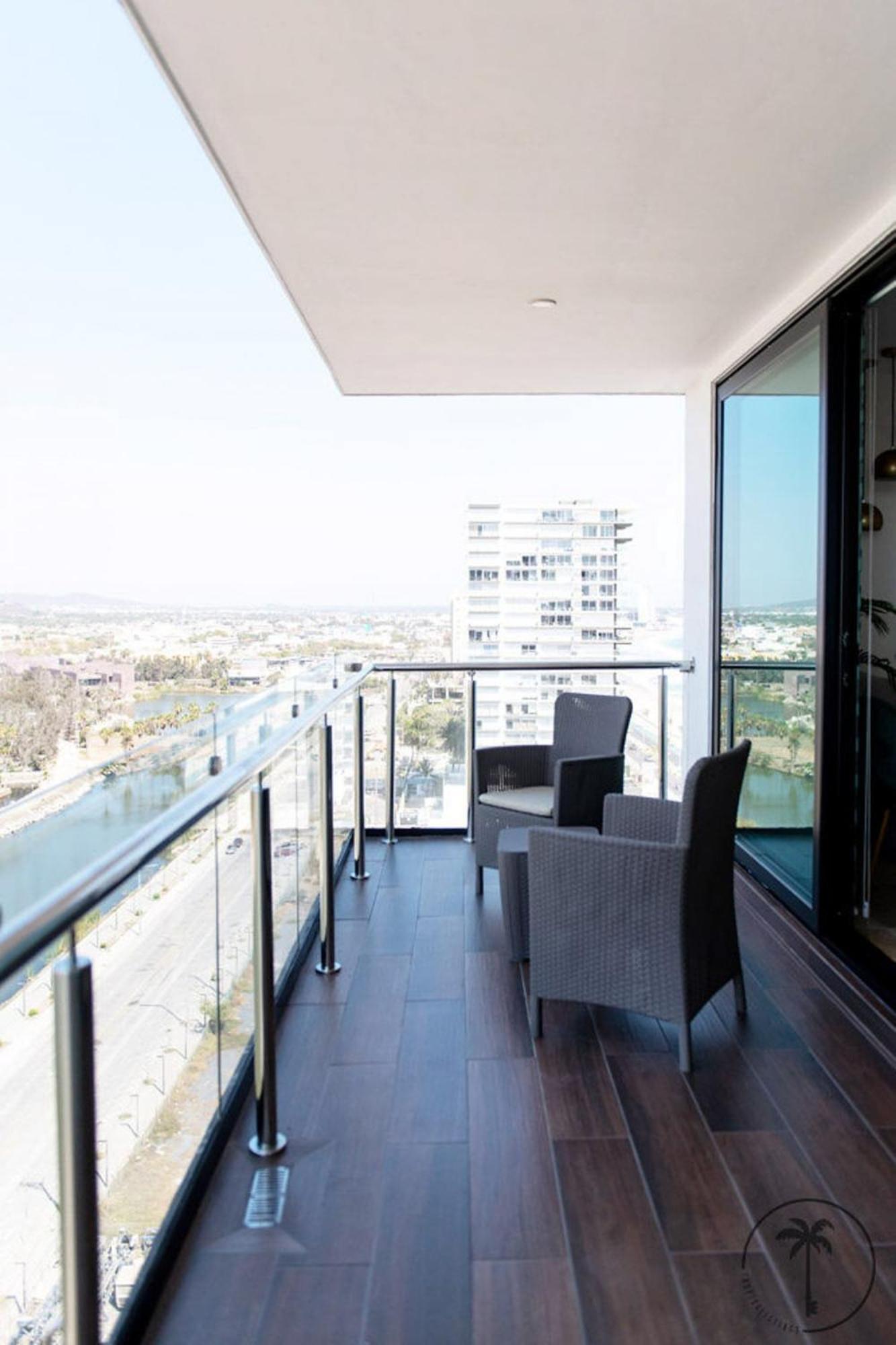 Apartamento Garza. Lujoso Departamento A Pasos Del Malecón
