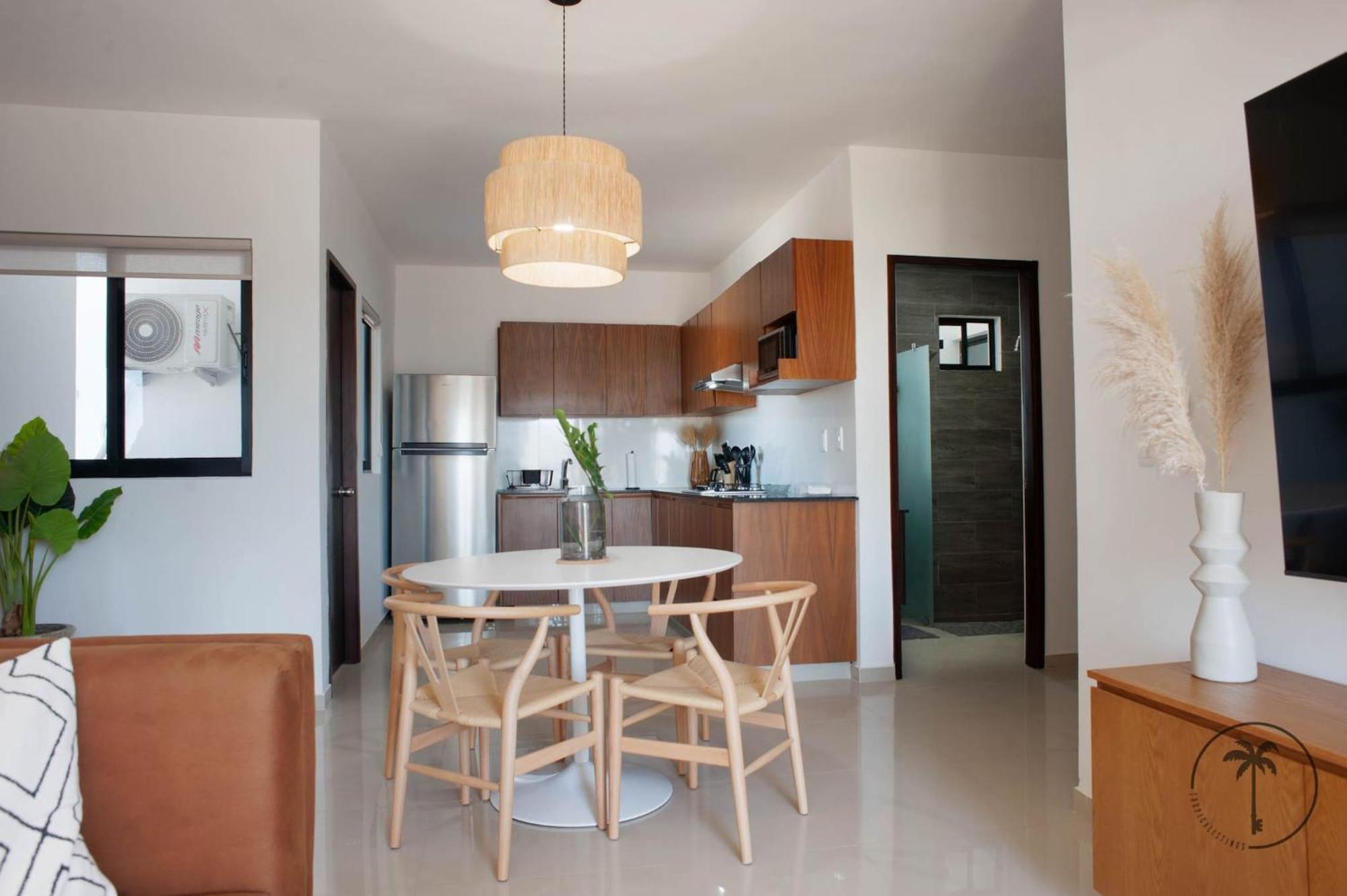 Comfy With Stylish Furnishings & Private Balcony - Antigua * Mazatlán