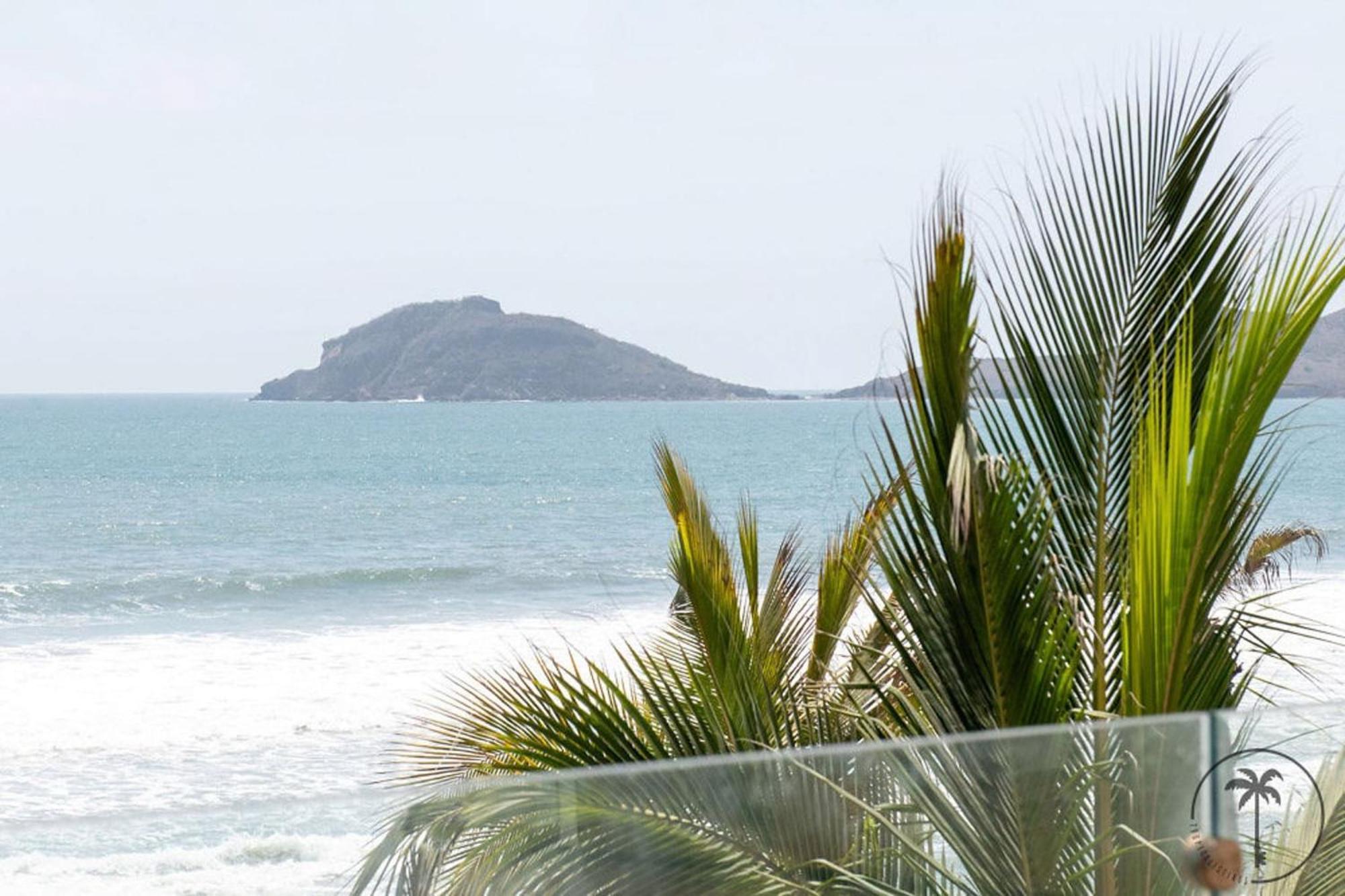 Guacamaya. Departamento De Lujo Con Vista Al Mar!