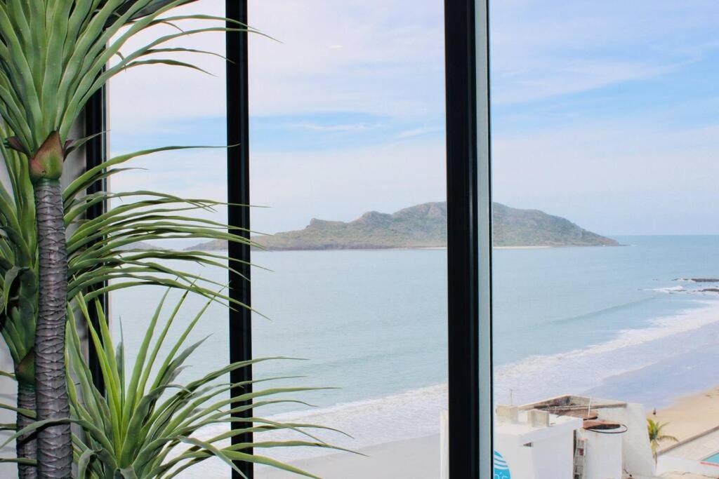 Frente Al Malecon Y Mar By Partnerhost Mazatlan