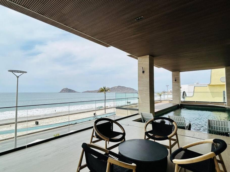 Apartment Frente Al Malecon Y Mar By Partnerhost