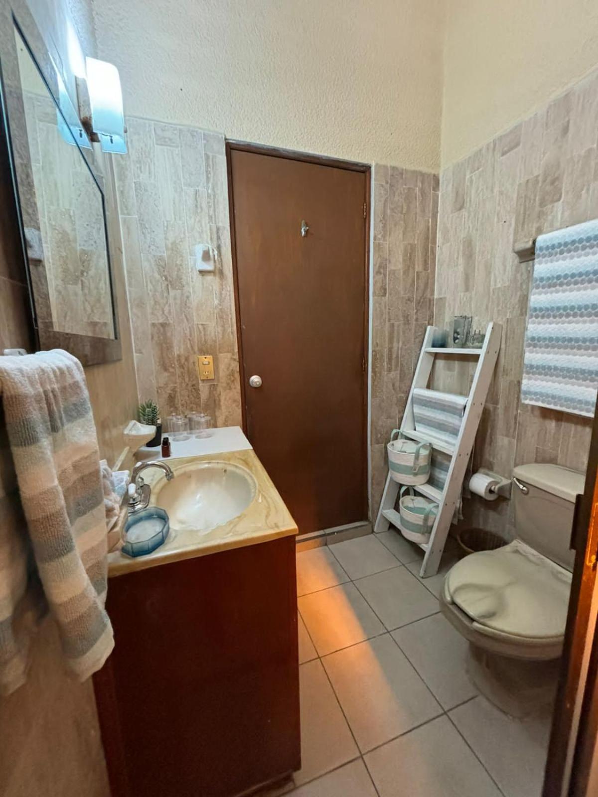 Departamento En El Area De Olas Altas * Mazatlán