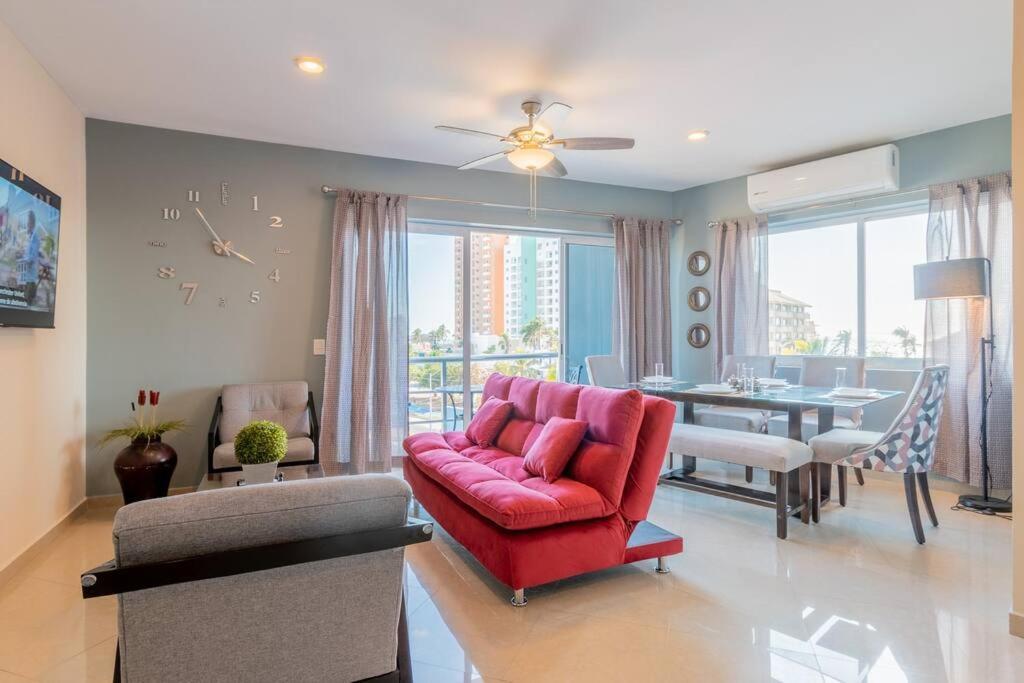 Lindo A 1 Cuadra De La Playa Apartamento Mazatlán