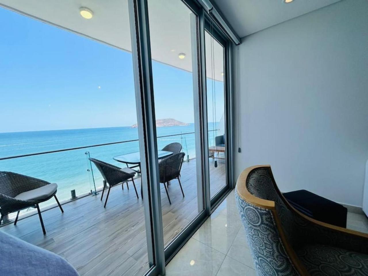 Apartamento Lujoso Departamento Frente Al Mar/camino Al Mar Mazatlán