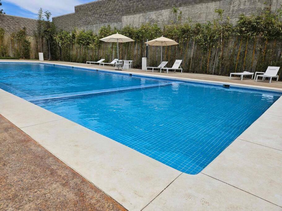 Bluu De Lujo Con Laguna Apartment *