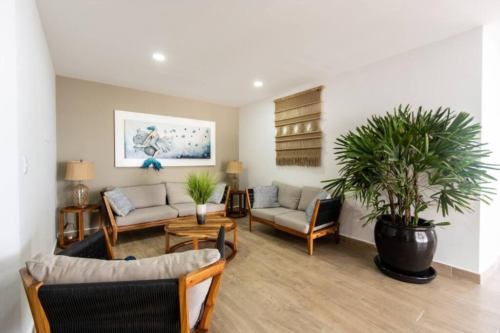 Apartamento Cristal Bay 1504 Lujosa Frente Al Mar