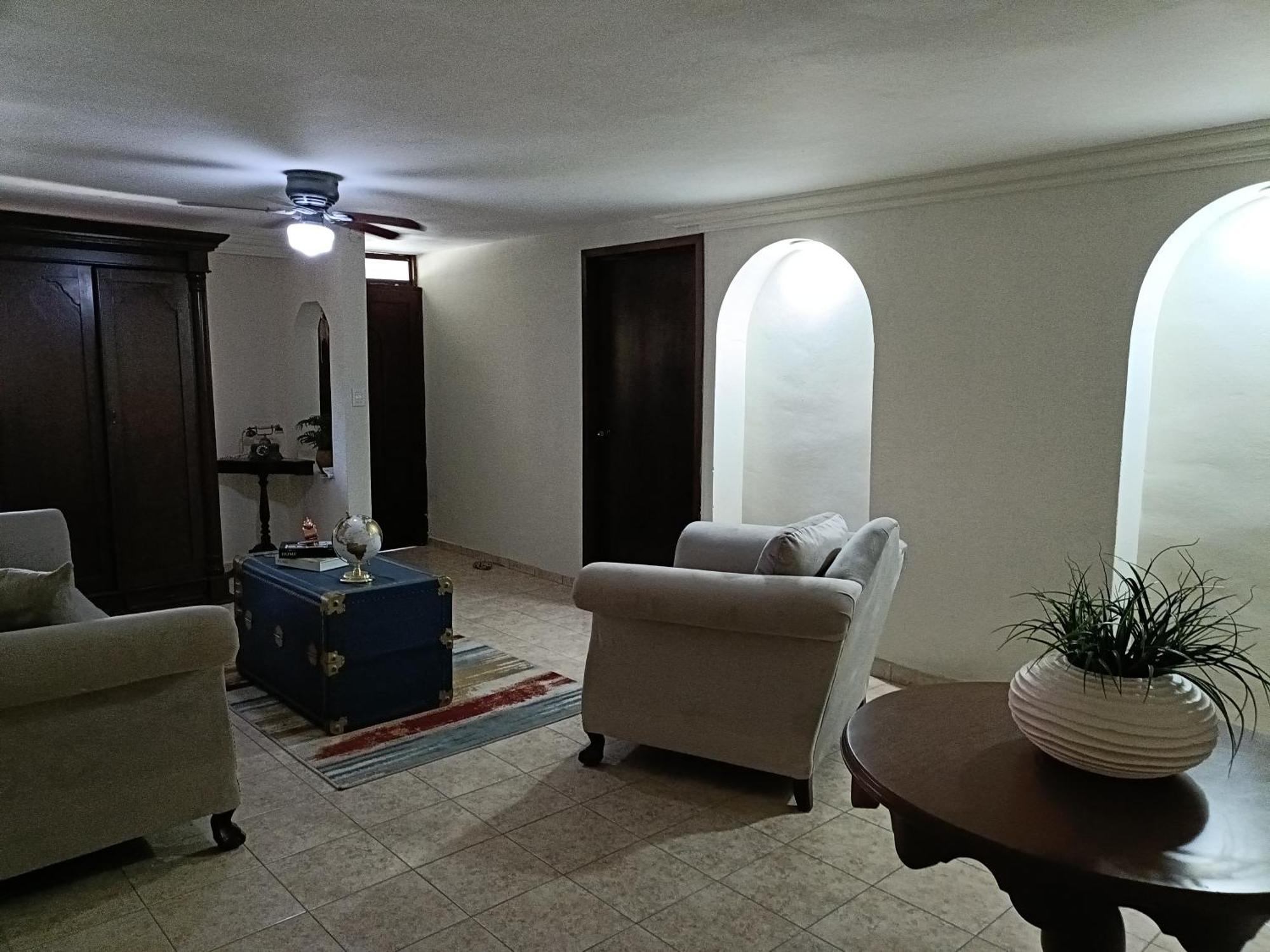 Departamento Amplio Y Centrico Apartamento