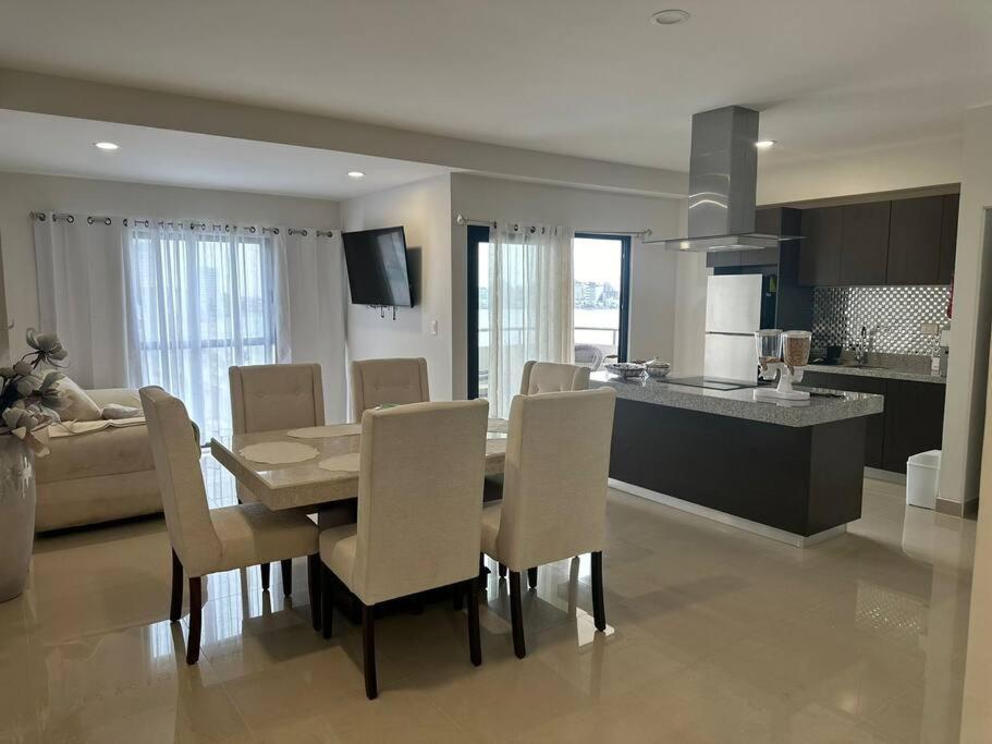 Apartamento Departamento Frente Al Malecon *