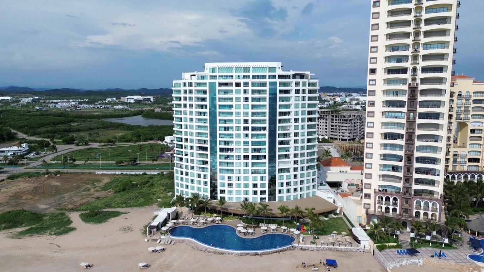 Crown Park Royal Mazatlan