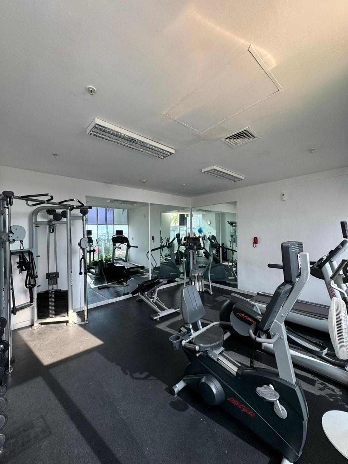 Apartment Crown Park Royal *