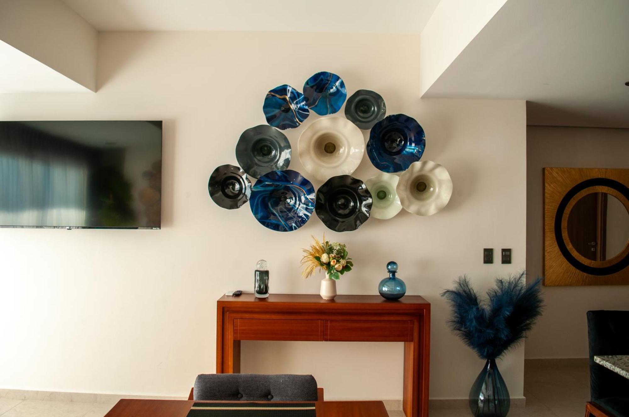 Malecon Apartment *