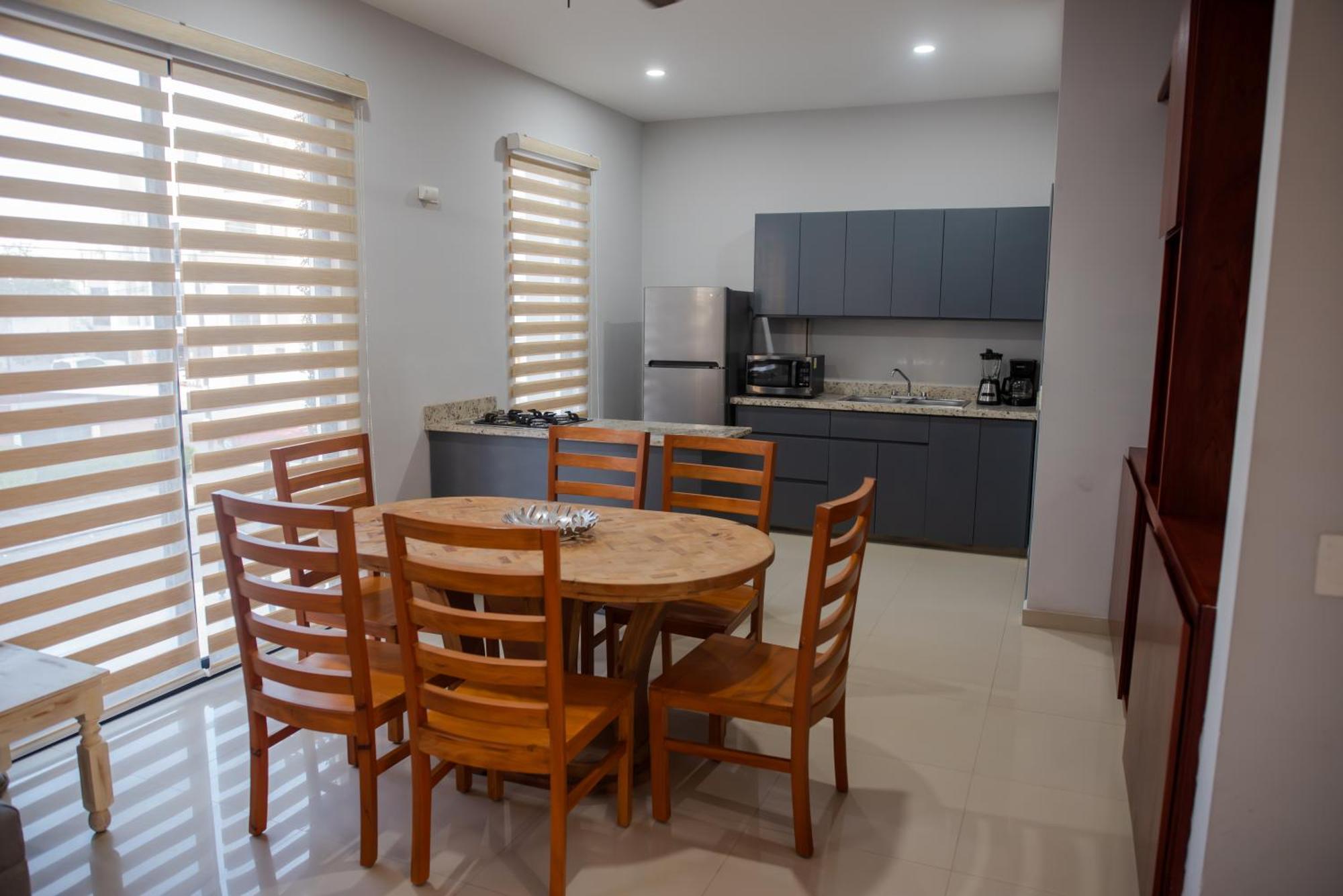2br/2ba 1 Block To Ocean! - Unit 3 Mazatlán