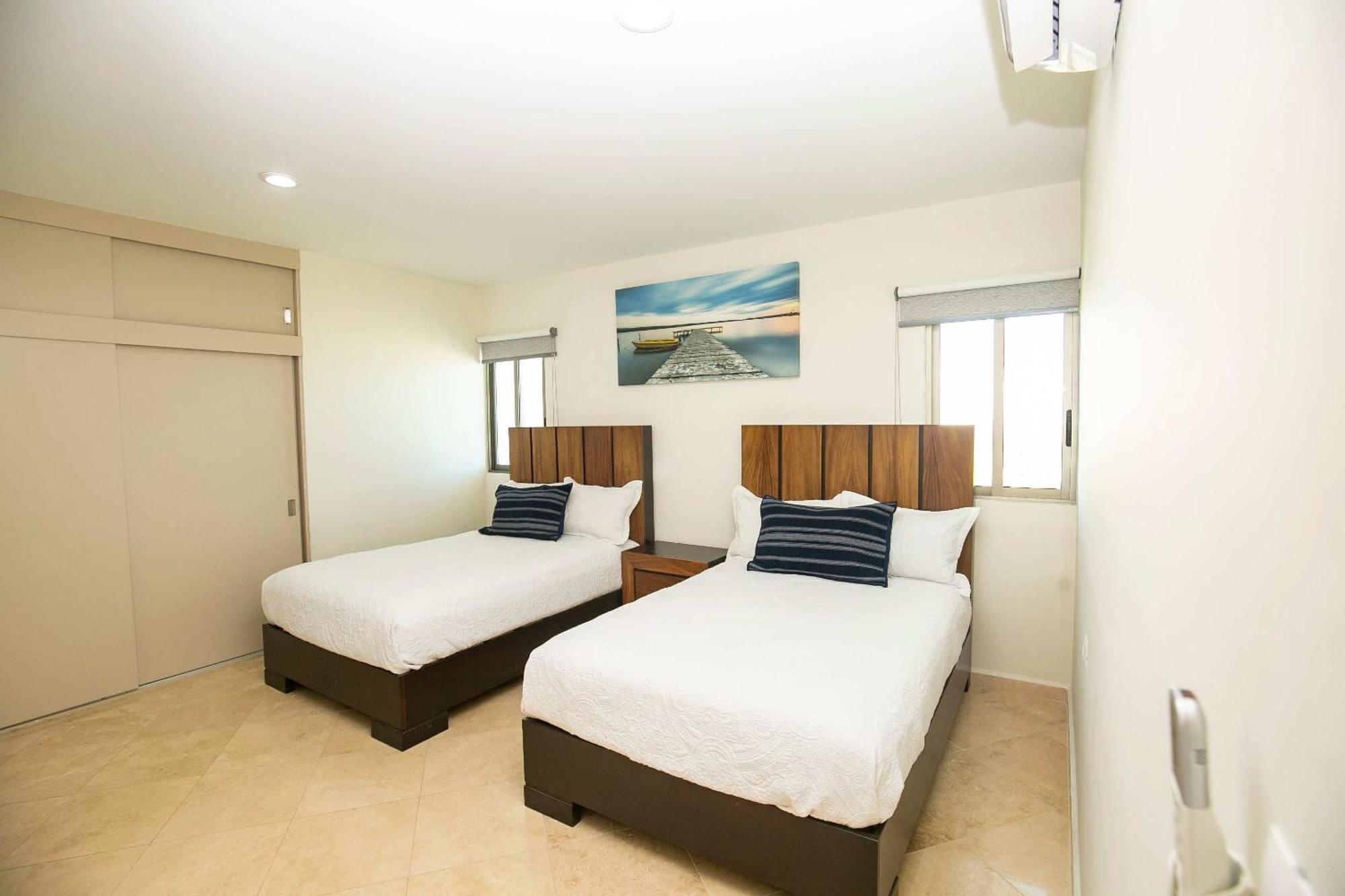 Apartamento Elegant At Playa Brujas With Ocean View