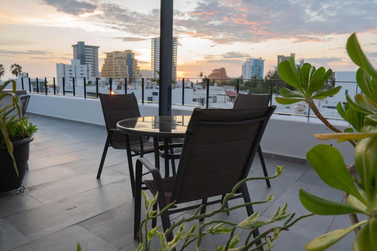 Few Steps From The Beach, At Golden Zone Apartment