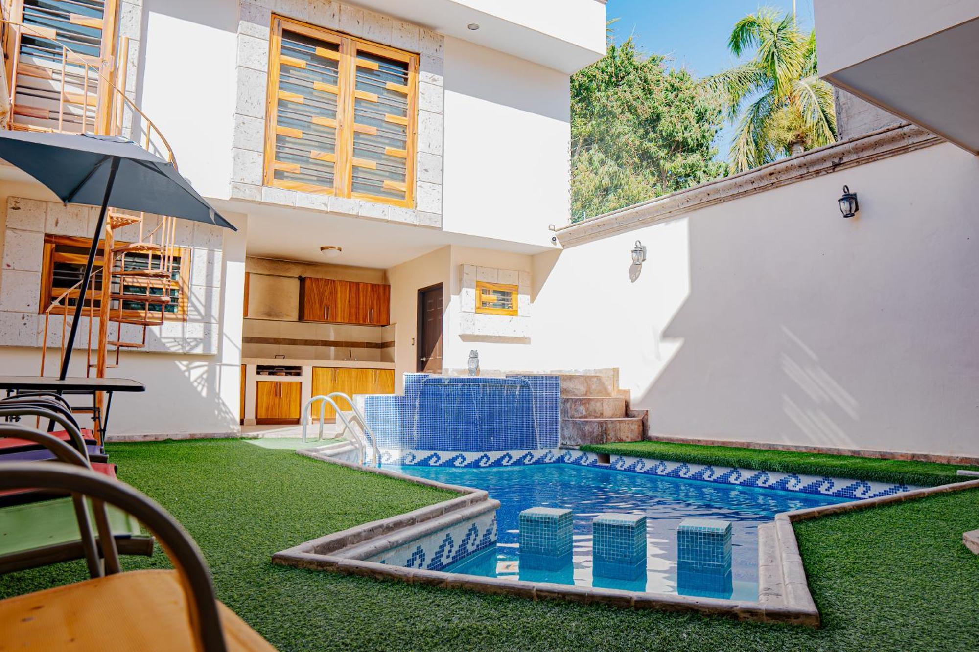 Casa Con Alberca En Excelente Ubicacion, Grupos Grandes De Personas Villa Mazatlan