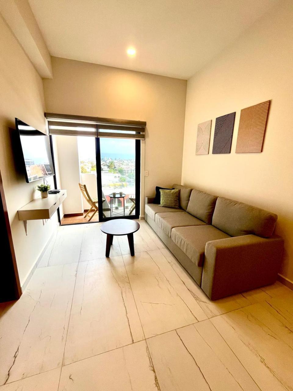Departamento Moderno, A Unos Pasos Del Malecon De Mazatlán