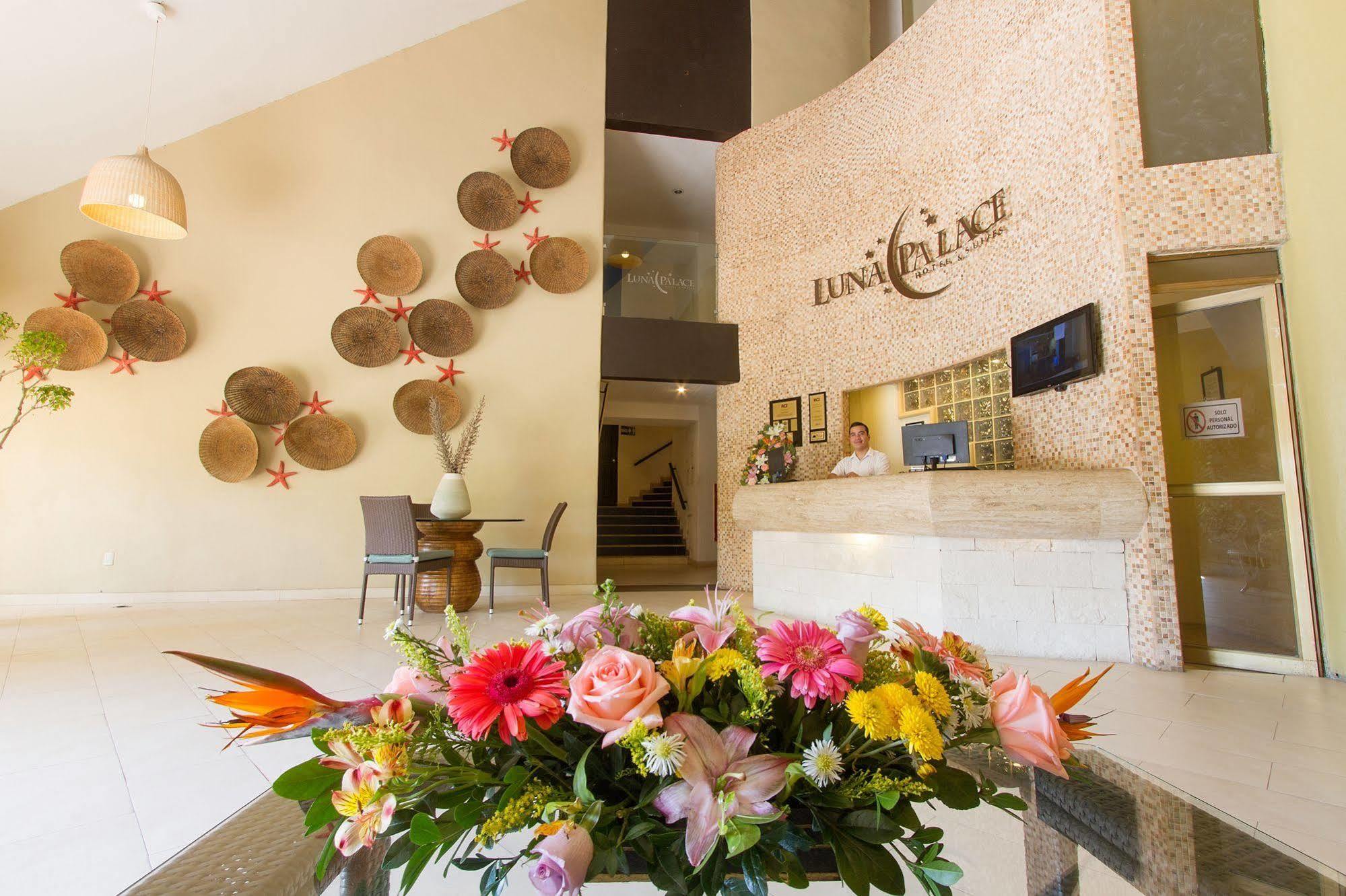 Luna Palace Mazatlán