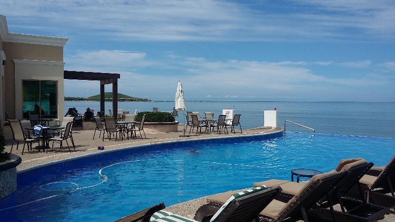 Diamond Bay Boutique By Bloom Mazatlan